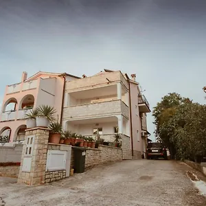  Apartment Perla Kroatien