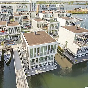  Villa Watervilla - Amazing Floating Experience